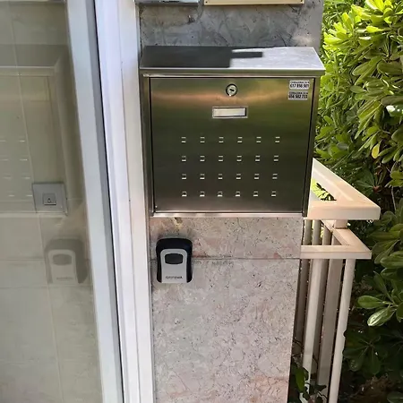 En